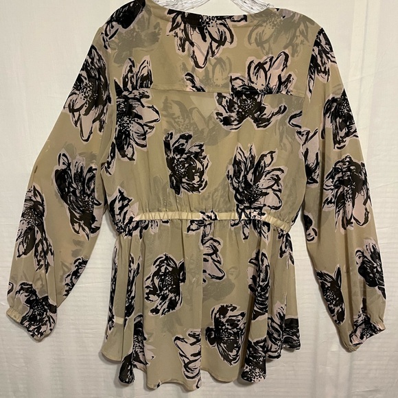 Lane Bryant sheer blouse - Picture 3 of 4